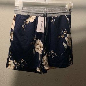 Vindery Women's Black Floral Drawstring Waist Workout Shorts Medium NWT